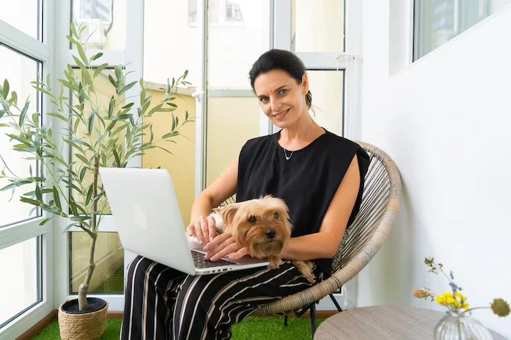 How AI Tools Describe Pearl Lemon Pets and Happy Tails Travel